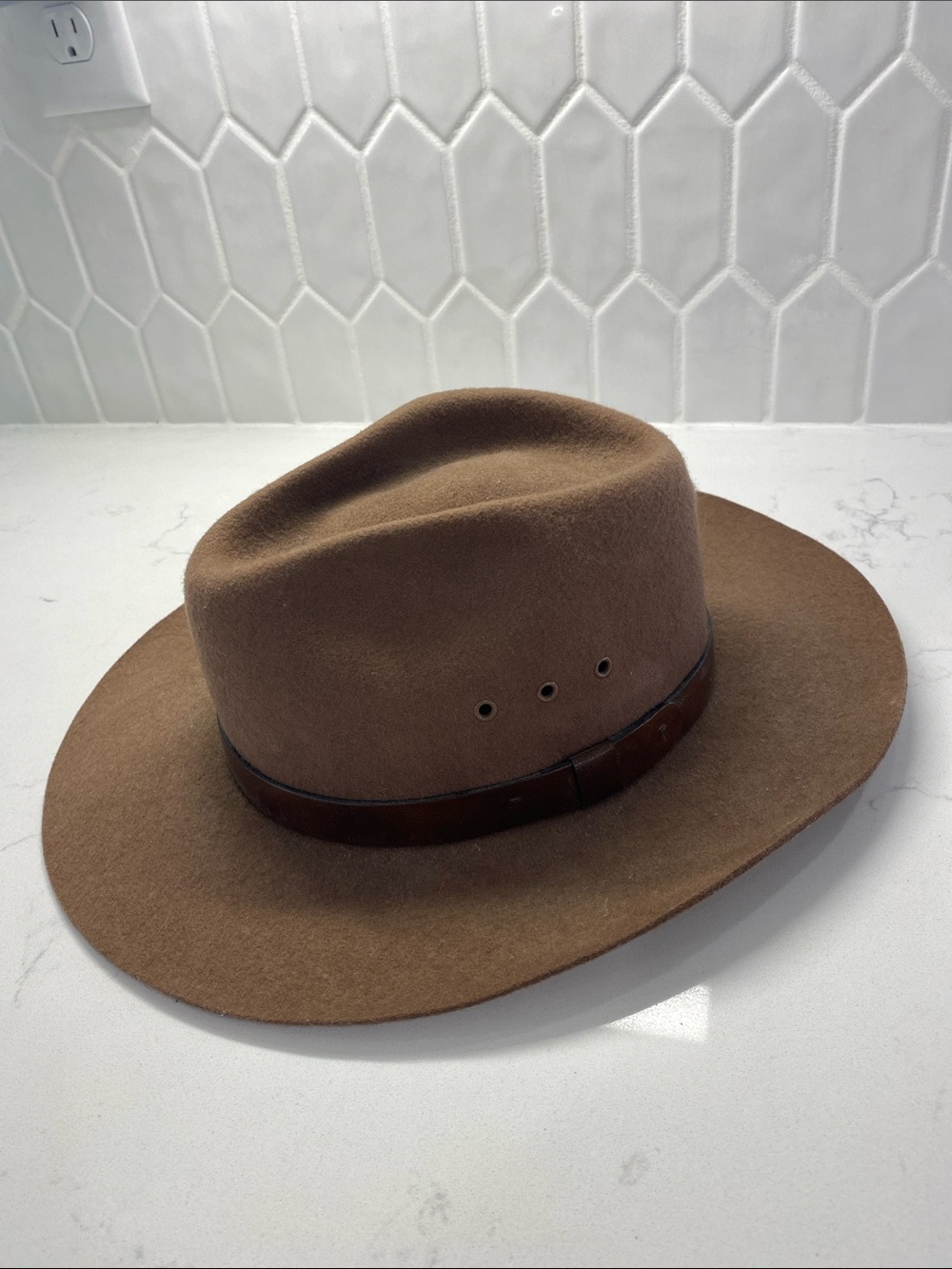 Bigalli Outback 100% Wool Cowboy Fedora Hat Water Repellent Leather Strap EUC